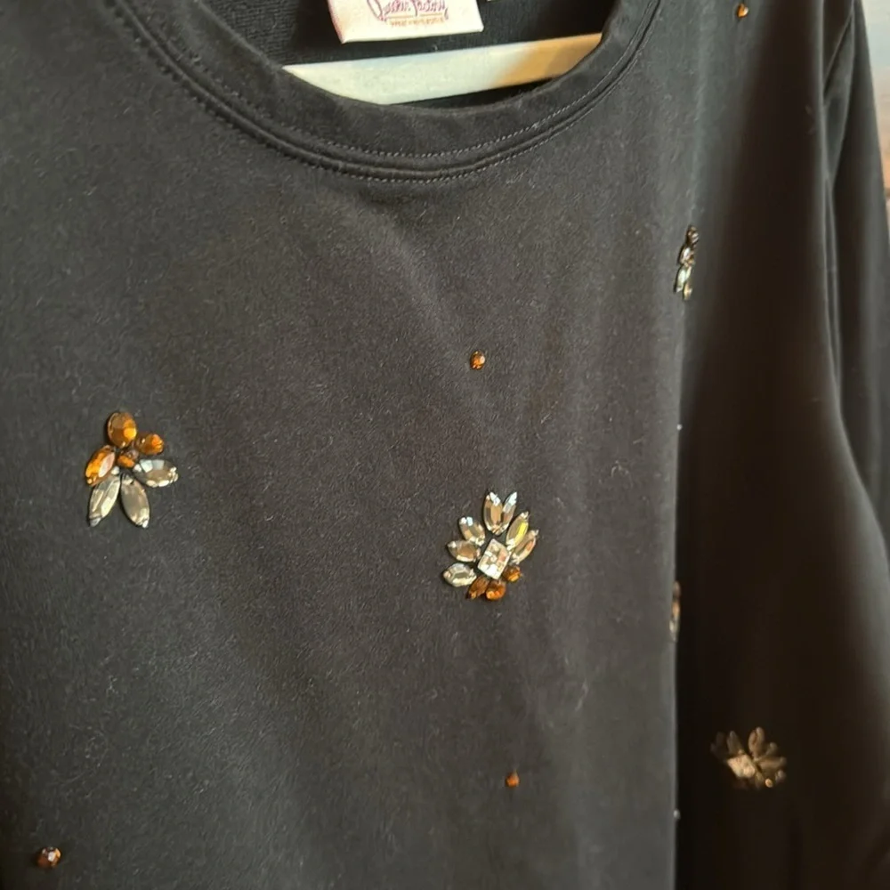Embellished bejeweled Quacker Factory black crew neck sweatshirt size 2X